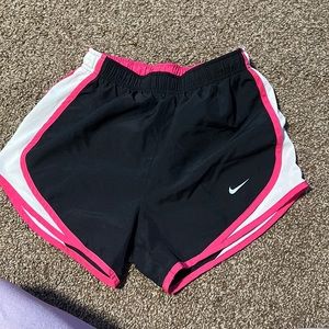xs nike dri fit shorts